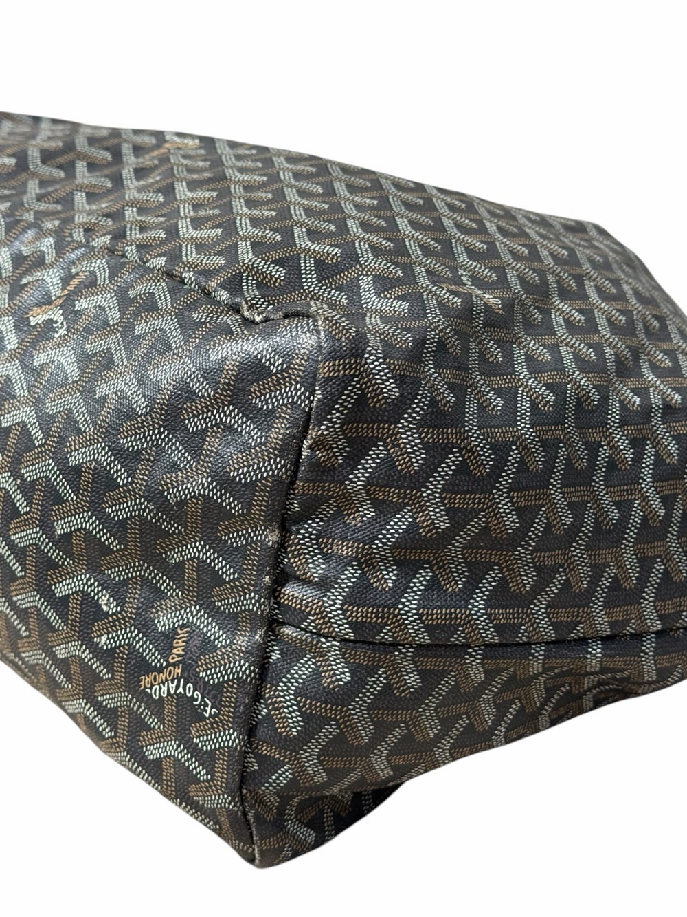 Goyard Saint Louis GM Tote Bag with Pouch - Picture 15 of 16